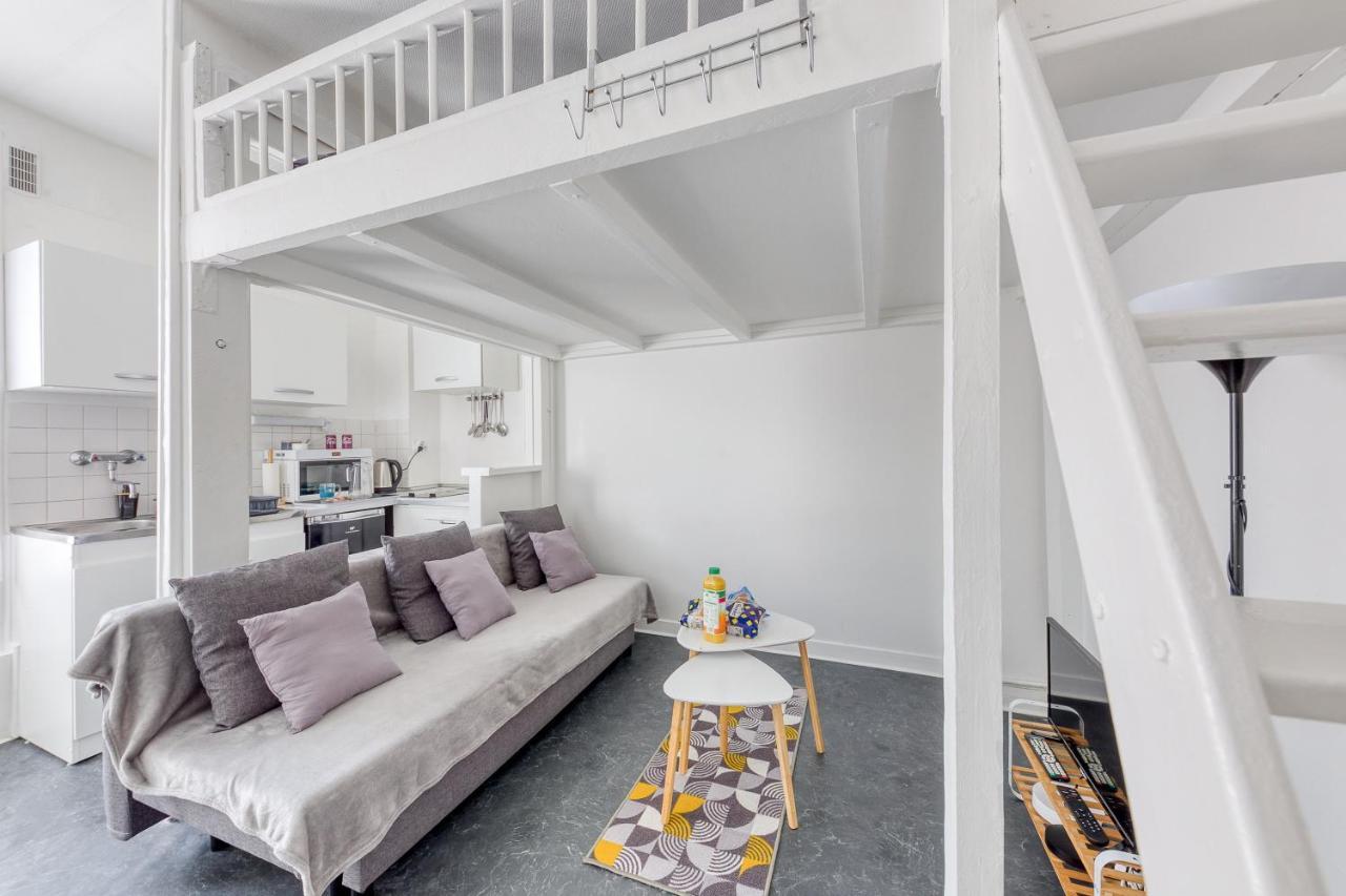 Joli Petit Studio A 200 M Du Tramway, Proche Paris, D'Orly, Rungis, Belle Epine Et Choisy Le Roi Appartement Thiais Buitenkant foto