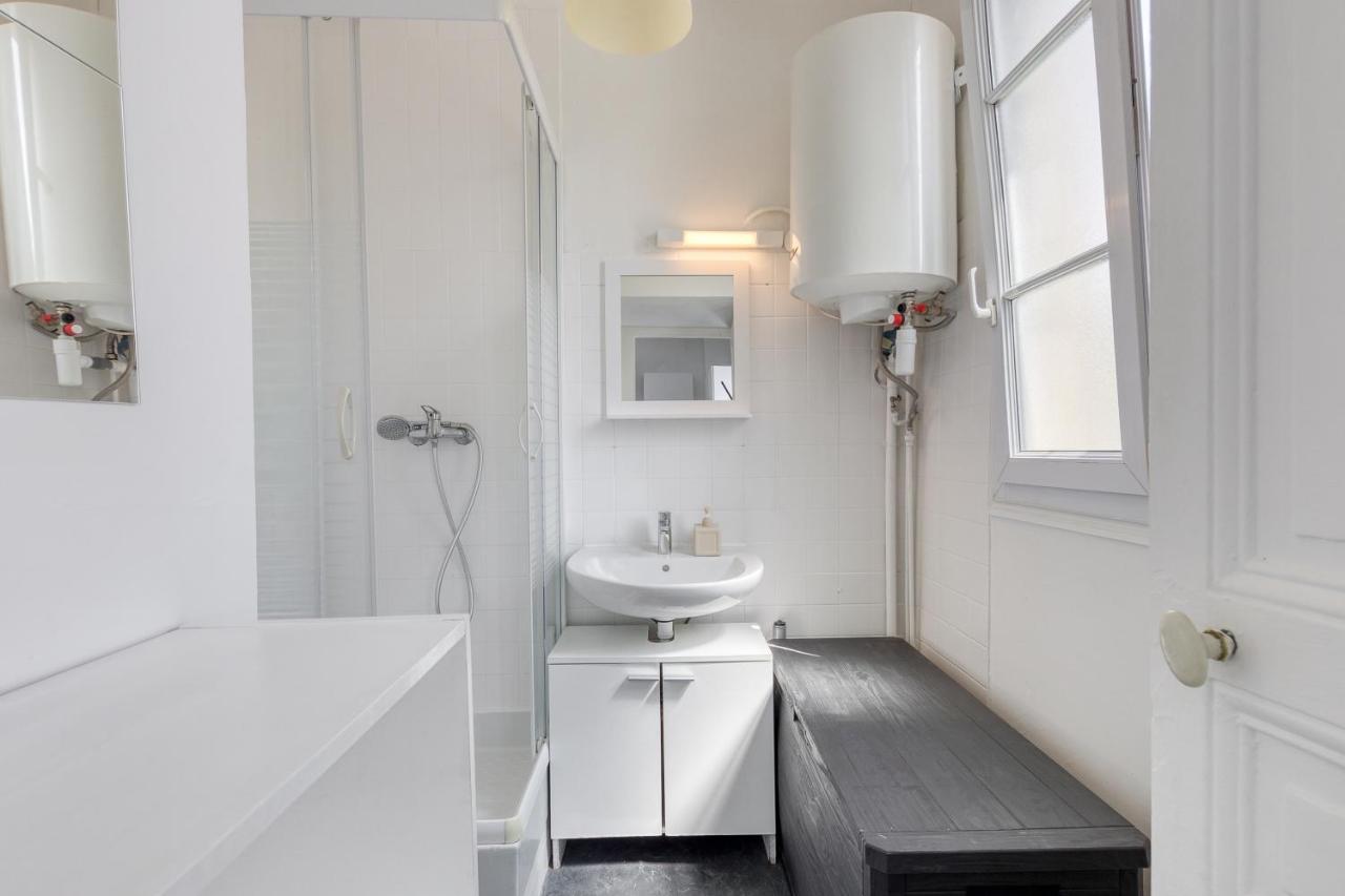 Joli Petit Studio A 200 M Du Tramway, Proche Paris, D'Orly, Rungis, Belle Epine Et Choisy Le Roi Appartement Thiais Buitenkant foto